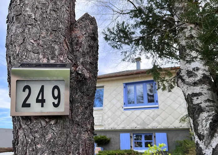 Holiday home Les Fermes De Pinpin - Le Pavillon